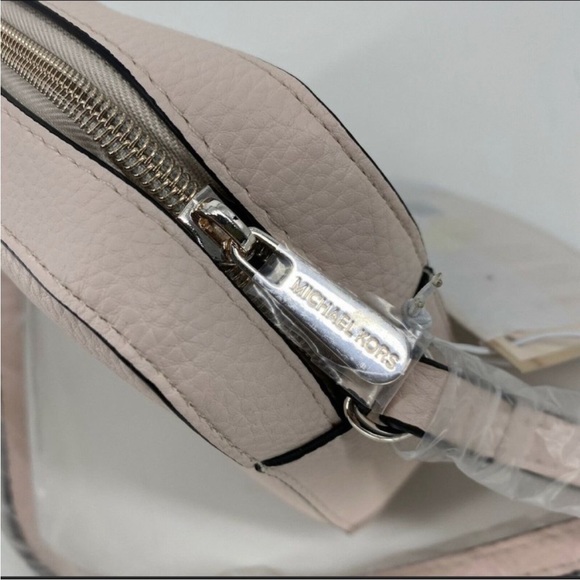 Michael Kors Crossbody Bag in Blush Pink Brand New Handbag Purse - Picture 11 of 11